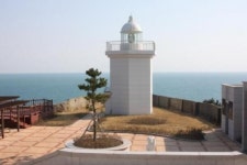 100년, 등대는 모든 걸 지켜봤다