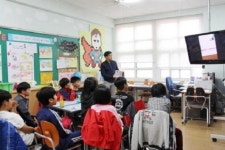 강진 옴천초교 미술작품 감상 수업 호응