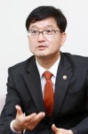 녹색 시민운동 뿌리내려 숲속의 대한민국 결실 맺기를