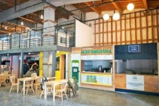 60년대 양곡 창고 청년 문화교류의 장 변신