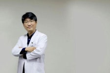 신가병원 김설전 원장 연골재생 전문가 공식인증