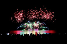 새해 첫날을 수 놓은 보성 율포해변 불꽃축제