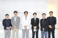 오스템임플란트 해외법인 방문단 스마트원치과병원 견학
