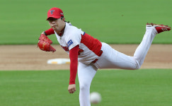 KIA 4연승 끝…KT에 1-4 패배