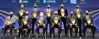KIA 타이거즈 최형우, 2024 신한은행 SOL KBO 골든글러브 수상 역대 최고령 수상 기록 경신