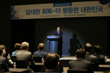 與 유력 잠룡들, 조직 꾸리며 본격 세몰이 나선다