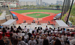 “암울했던 전두환 정권때 프로야구로 한풀이”