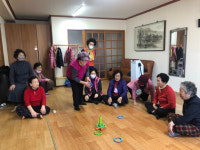 어르신 놀이용품 공유센터, 경로당 효자