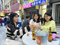 충장로 인파 북적… 옛 명성 되살아난 것 같아요