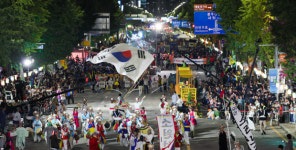 닷새간 떠들썩… 충장·금남로서 추억을 새기다
