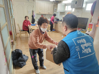 [전남일보](사)미래를함께하는사람들, 경로당에 떡국떡 나눔