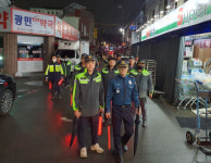 백운지구대, 주월2동 자율방범대와 야간 합동순찰