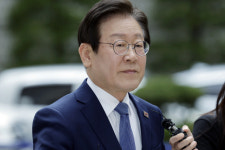 이재명, '검찰 회유' 이화영 녹취록에 