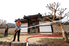 의성 대형 산불에 안동 하회마을·병산서원도 위험