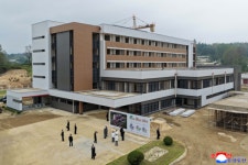 북 구성시 두 번째 지방병원 준공…내년 20곳 확대