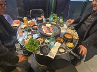 평일 밤에도 줄 선다…중흥동 뒷골목 뒷고기 입소문