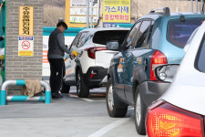 치솟는 기름값에 온누리상품권 뜬다… 광주 가맹 주유소 북적