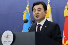 안규백 국방장관 탄핵 국민청원 14만명 넘어…국힘 