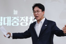 김민석 총리, 한동훈·오세훈 '호남 반도체 몰빵론' 정면 반박