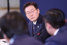 이재명 대통령 지지율 2주 연속 하락…46.3% 기록