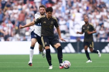 손흥민, MLS 4경기 연속골 폭발…LAFC, 선두 밴쿠버와 1-1 무승부