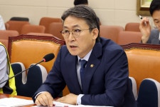 [속보] 재정1차관 권대영·국토2차관 정의경…지방시대위원장 박정현
