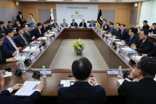 은행·저축은행 잇단 해킹…