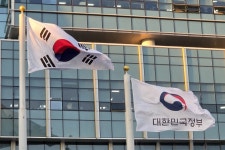[속보] 정부, 우크라이나 공관원 일부 철수 결정