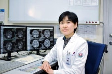 [뇌종양 치료] 정태영 화순전남대병원 신경외과 교수 “뇌종양은 발병 위치따라 완치율 달라져”