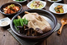 OK능이마을, ‘능이버섯 오리백숙’ 재해석