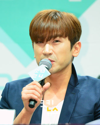 이민우, 