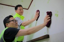 LG전자 창원2공장 노조, 조손가정 봉사활동
