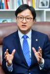 [인터뷰] 강병원 의원 “가습기살균제, 국민 보다 기업이익 우선이 만든 비극”