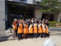 [동정] 수성구 두산동 SK리더스뷰 부녀회, 관광객 맞이 거리 대청소