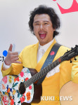 장미여관 육중완, 새신랑의 기분 좋은 엄지척