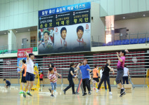 “대회 많이 개최하니 상권이 살아나네~”…밀양배드민턴 경기장 주변 상권