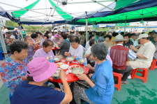 [동정] 대구 수성구 파동 어울림봉사단, 건강한 경로잔치 개최
