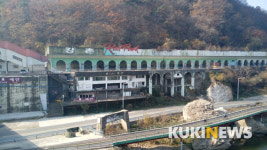 [순간 포착] 흉물이 되어버린 옛 강촌역