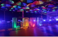 부산방향 섬진강휴게소, 테마공원에 ‘무지개우산’ 전망대