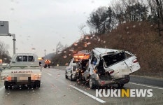 제 2 영동고속도로 경기 광주휴게소 부근 출근길 사고… 정체 심각