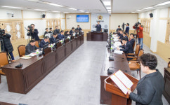 경북도의회 첫 인사검증… 김천의료원 적자운영 도마