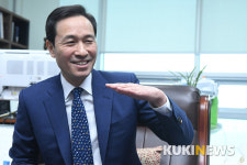 [인터뷰] 서울시장 도전한 우상호 의원 “서울시민 여전히 행복하지 않다… 주거정책 기반 삶의 질 높이겠다”