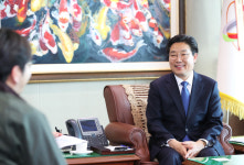 [기초단체장에게 듣는다] 김홍장 충남 당진시장… 당진형 주민자치, 마을자치로 전면 확대