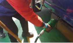 남해고속도 보성녹차주유소, 정전기 화재예방 안전팔찌 보급