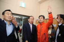 이강덕 포항시장, 발로 뛰는 현장행정 눈길