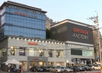 창고형 SPA 오렌지팩토리, 부도 냈는데도 대표 호화생활 논란