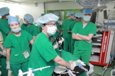 한국 펜탁스 메디칼, 해외 임상의사 의료기술 연수 동물실험실습에 내시경 장비 지원