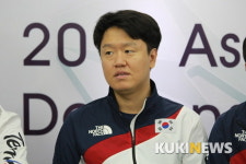 [아시안게임 롤] 은메달 수상 소감 밝히는 최우범 감독
