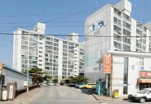 정읍시 세금으로 아파트 주차장 매입 특혜 논란