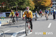 군포시 자전거 위에서 낭만의 가을풍경 감상하세요